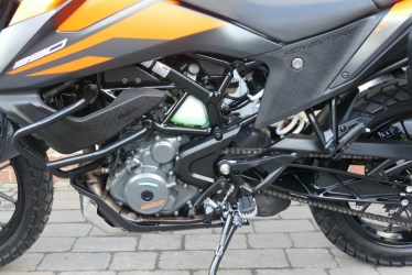 f7002792057-1740689514