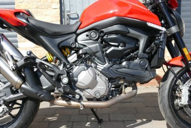 re0105004-1746086076