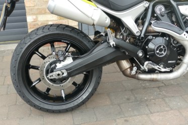 sram2504003-1745600661