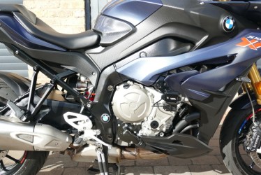 xr1009004-1757576008