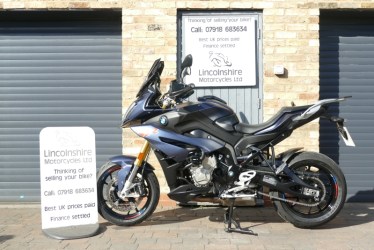 xr1009006-1757576008