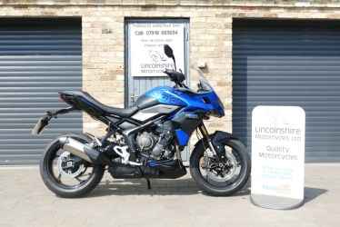 xr1206001-1749759406