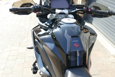 xr1206023-1749758794